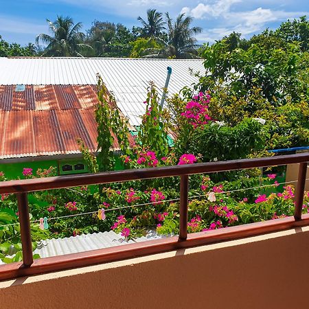 Nemo Inn Omadhoo Eksteriør billede