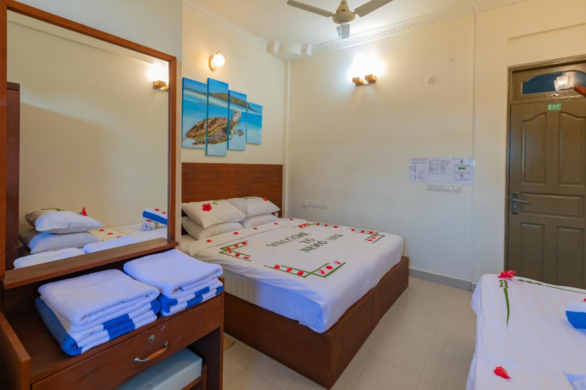 Nemo Inn Omadhoo Eksteriør billede